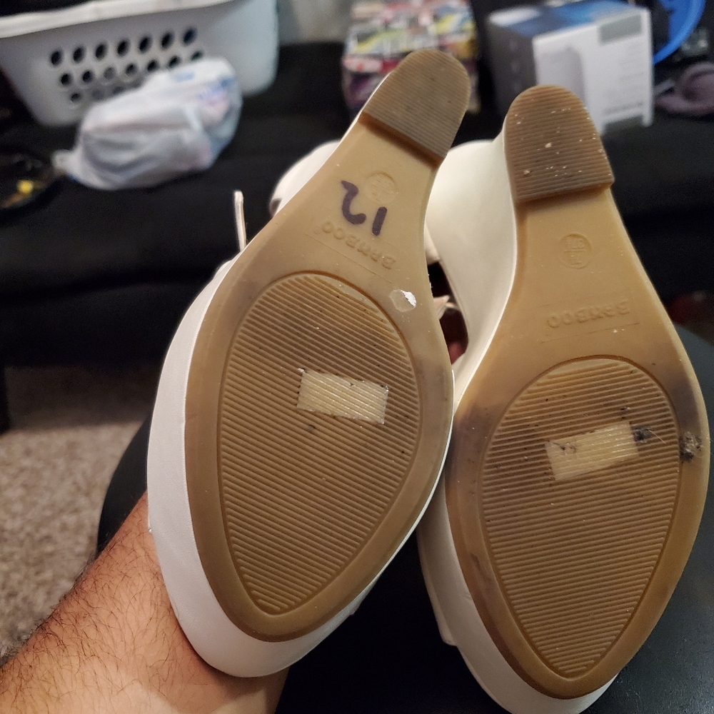 Heels - Picture 3 of 4
